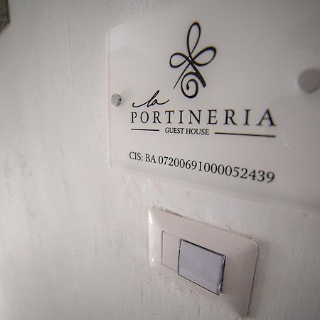 La Portineria Guest House Бари Экстерьер фото