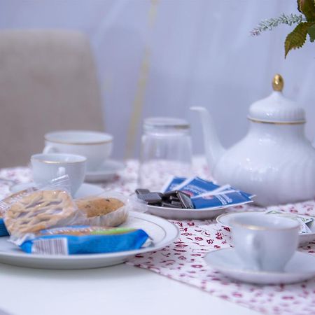 La Portineria Guest House Бари Экстерьер фото