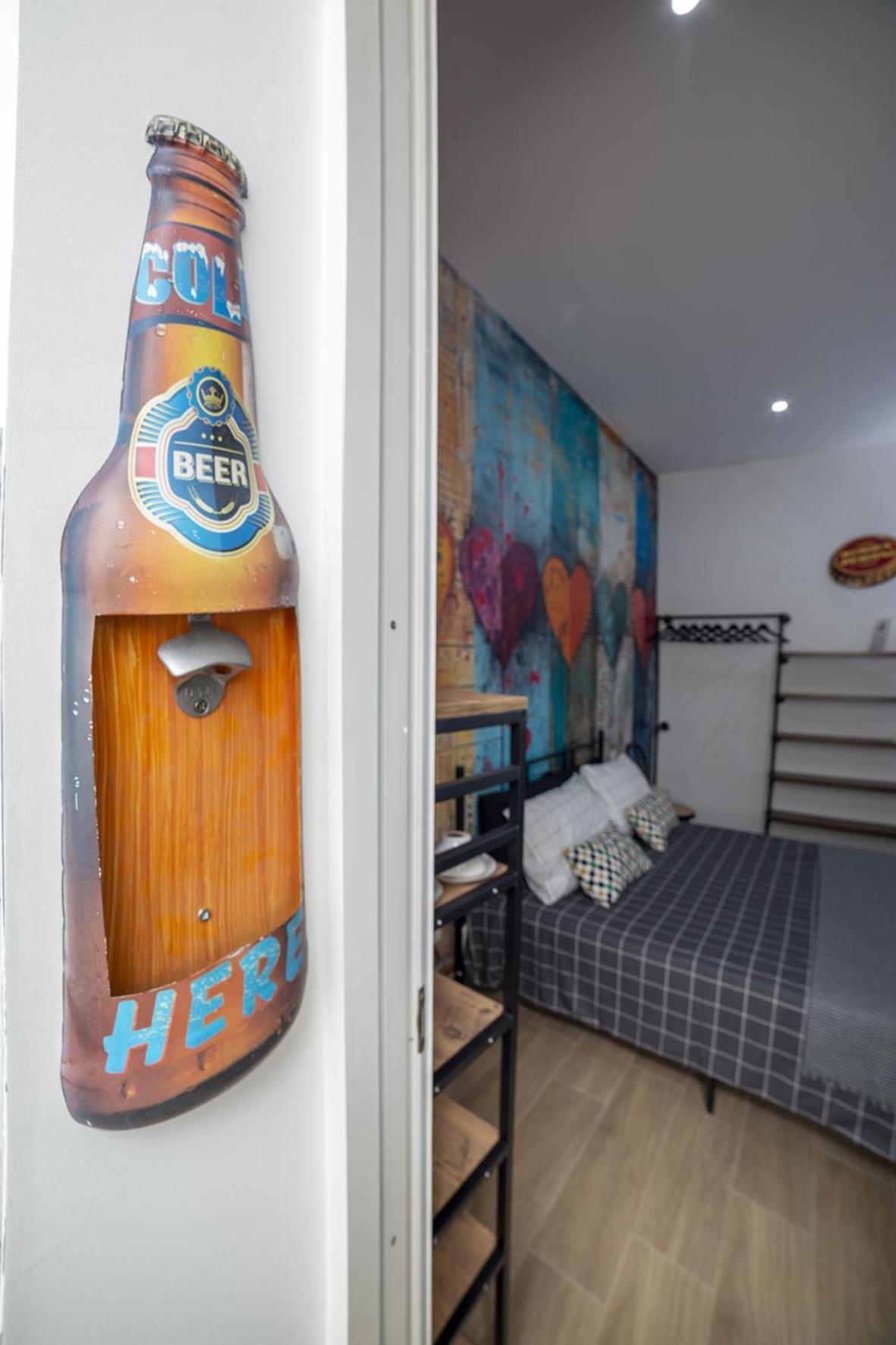 La Portineria Guest House Бари Экстерьер фото